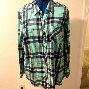 Woman’s 100% cotton flannel plaid top